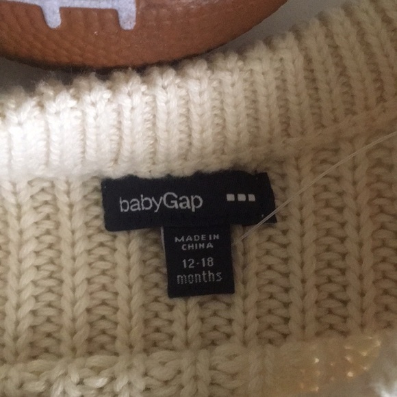 NWT BabyGap Sweater - Picture 2 of 3